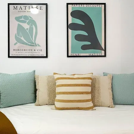 Aires Mediterraneos En Pleno Corazon De アパート *